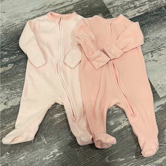 Baby footed sleepers (0-3 months) BUNDLE 2 SAVE!!! - Picture 1 of 1